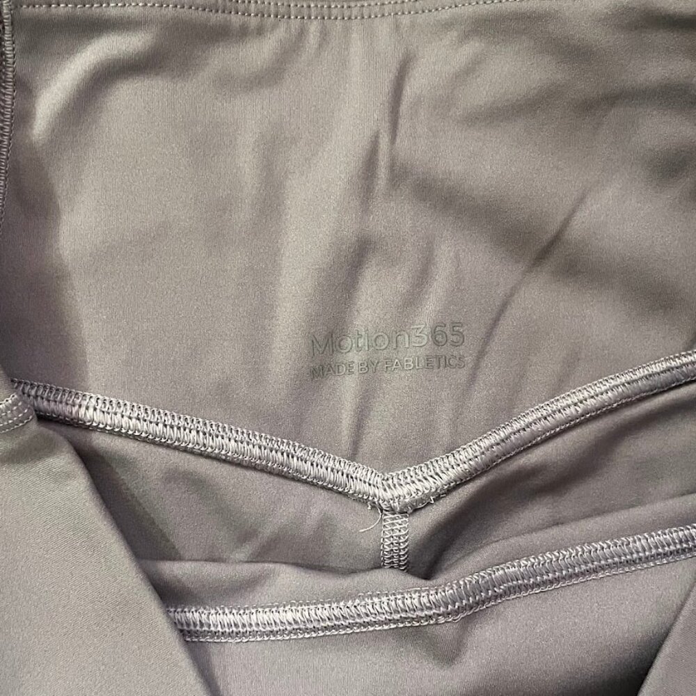 Fabletics Motion 365 Leggings - Picture 3 of 3
